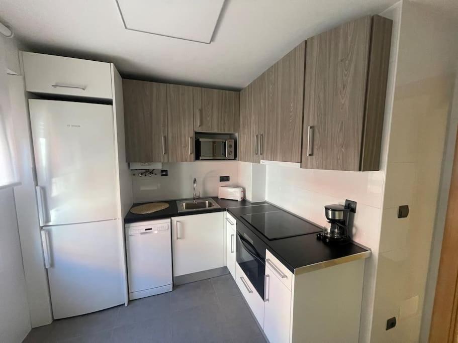 Amplio Piso Cerca Sardinero Apartment ซานตานเดร์ ภายนอก รูปภาพ