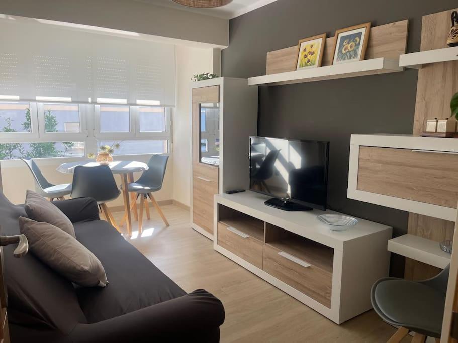 Amplio Piso Cerca Sardinero Apartment ซานตานเดร์ ภายนอก รูปภาพ